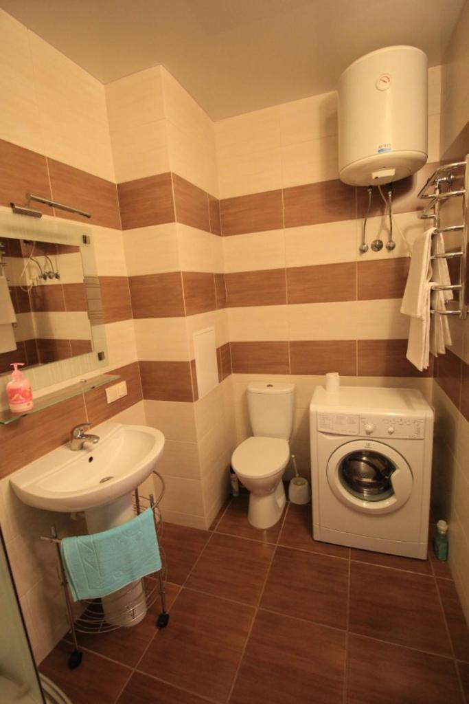 كييف Panoramic View Lux Apartment On Metro Osokorky المظهر الخارجي الصورة
