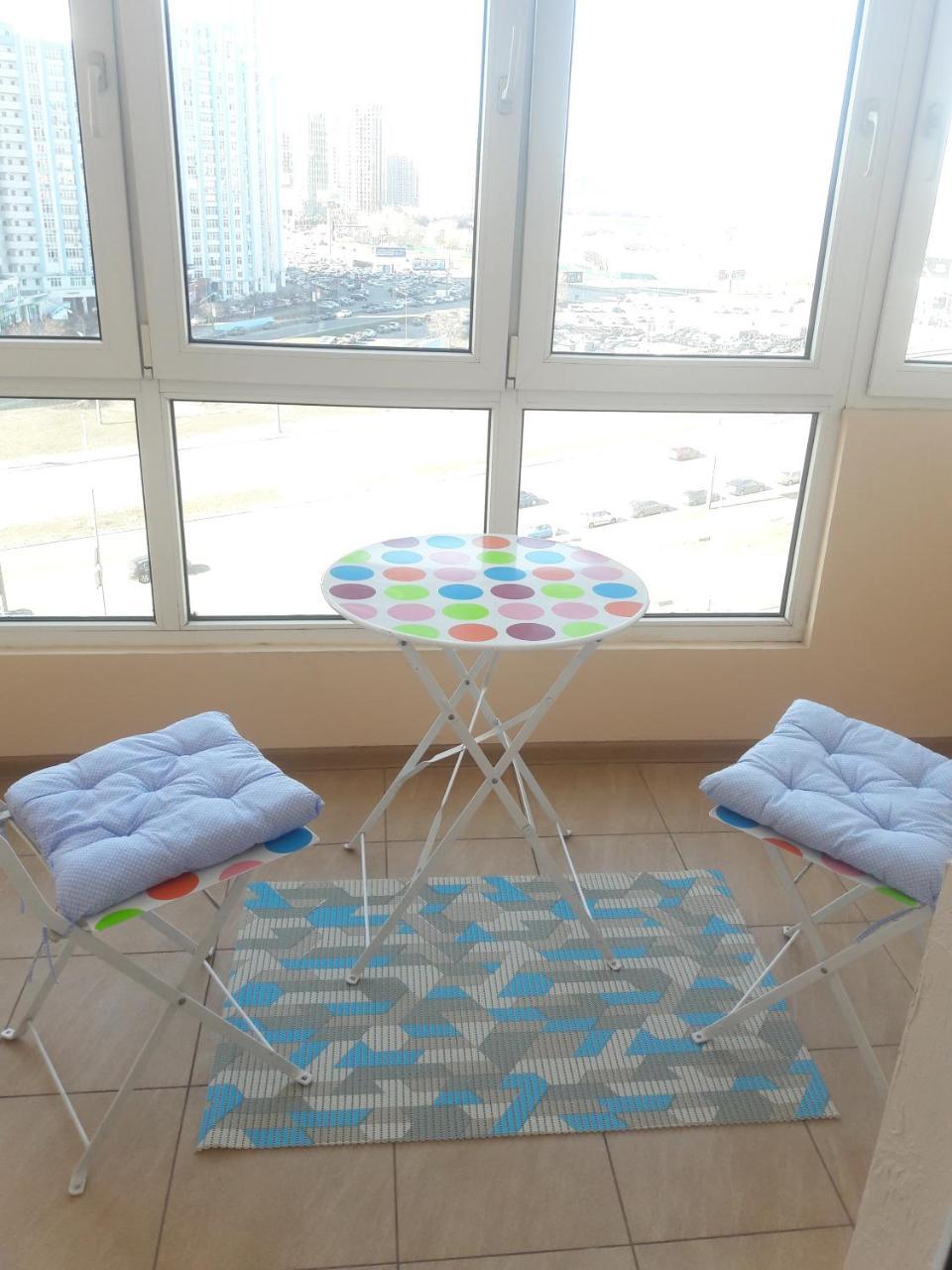 كييف Panoramic View Lux Apartment On Metro Osokorky المظهر الخارجي الصورة